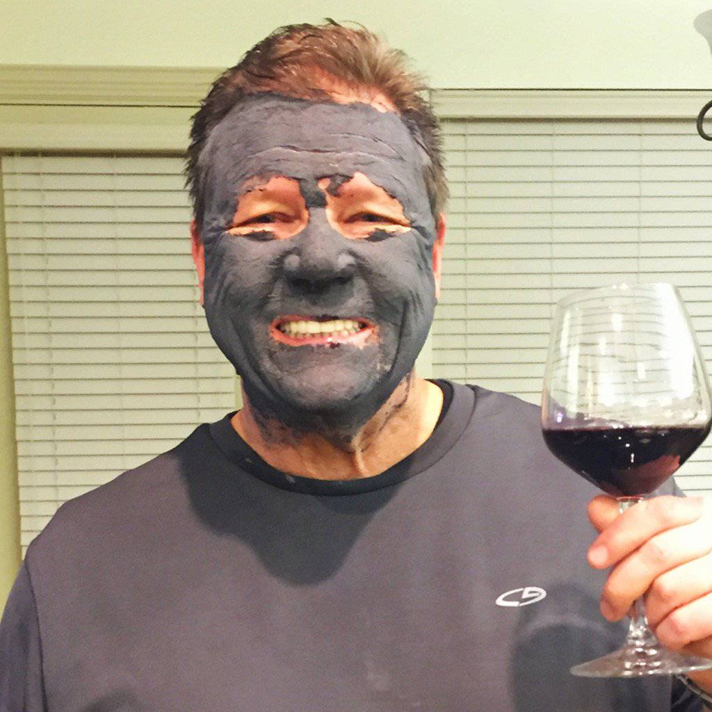 Organic Acne Face Mask - Activated Charcoal - Superior Detox & Purification - Trending Wellness Store