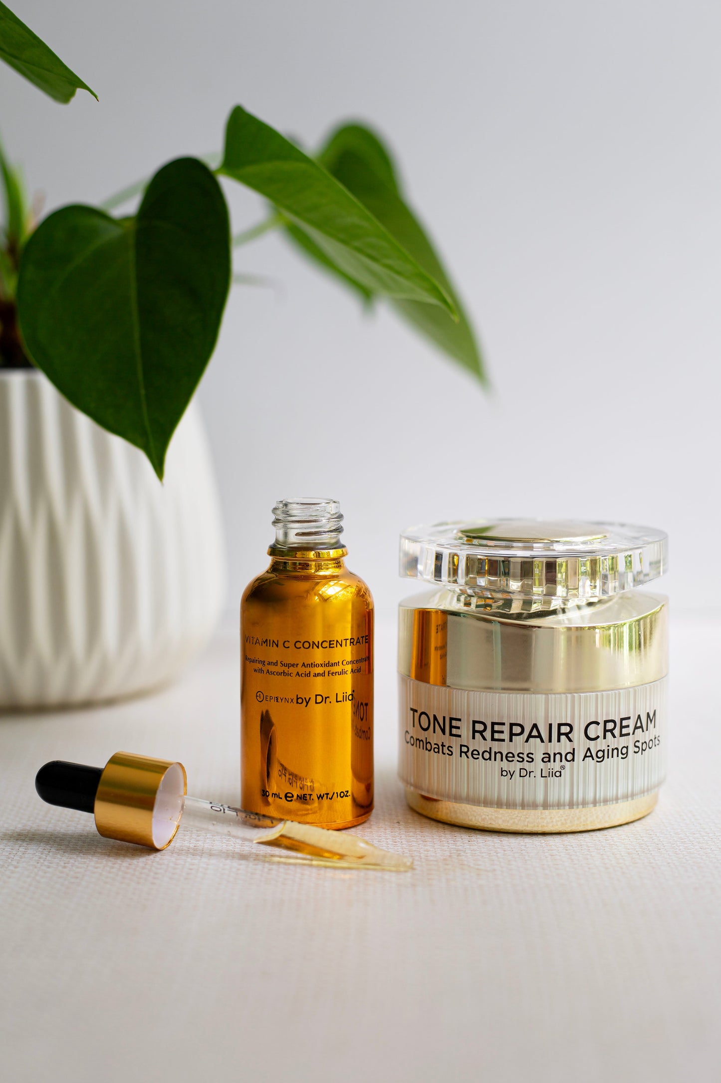 Skin Glow Cream and Vitamin C Face Moisturizer - Trending Wellness Store