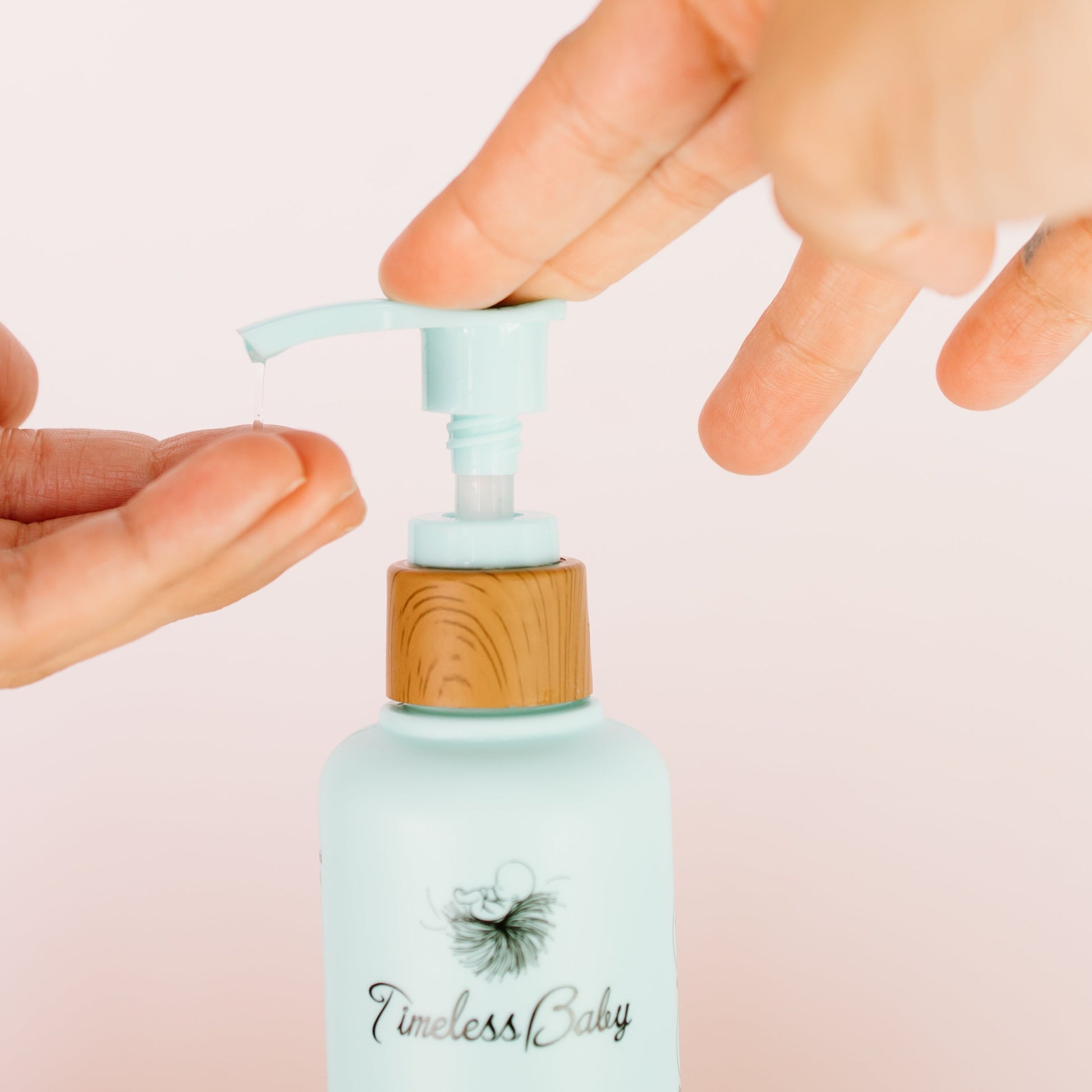 Nourishing Hair & Body Wash - Trending Wellness Store