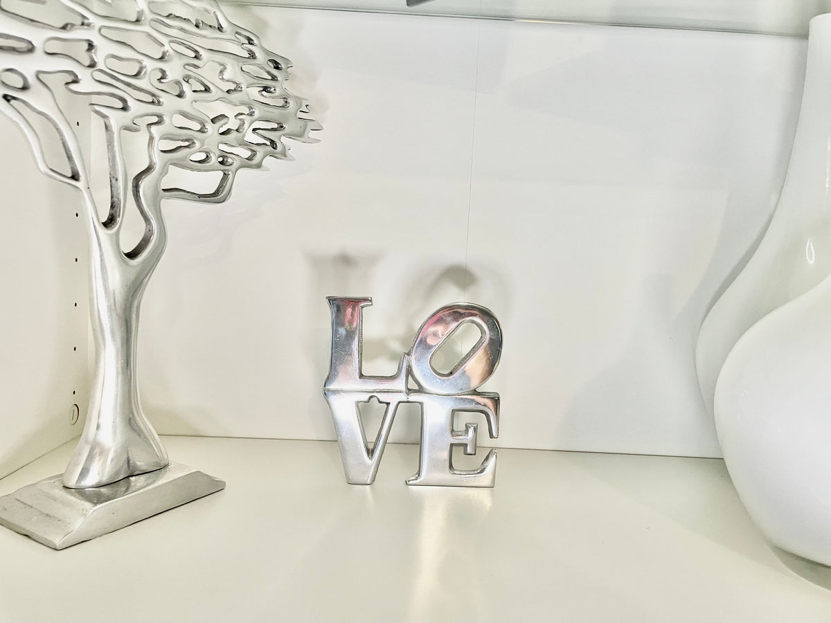 LOVE Sign Home Decor - Trending Wellness Store