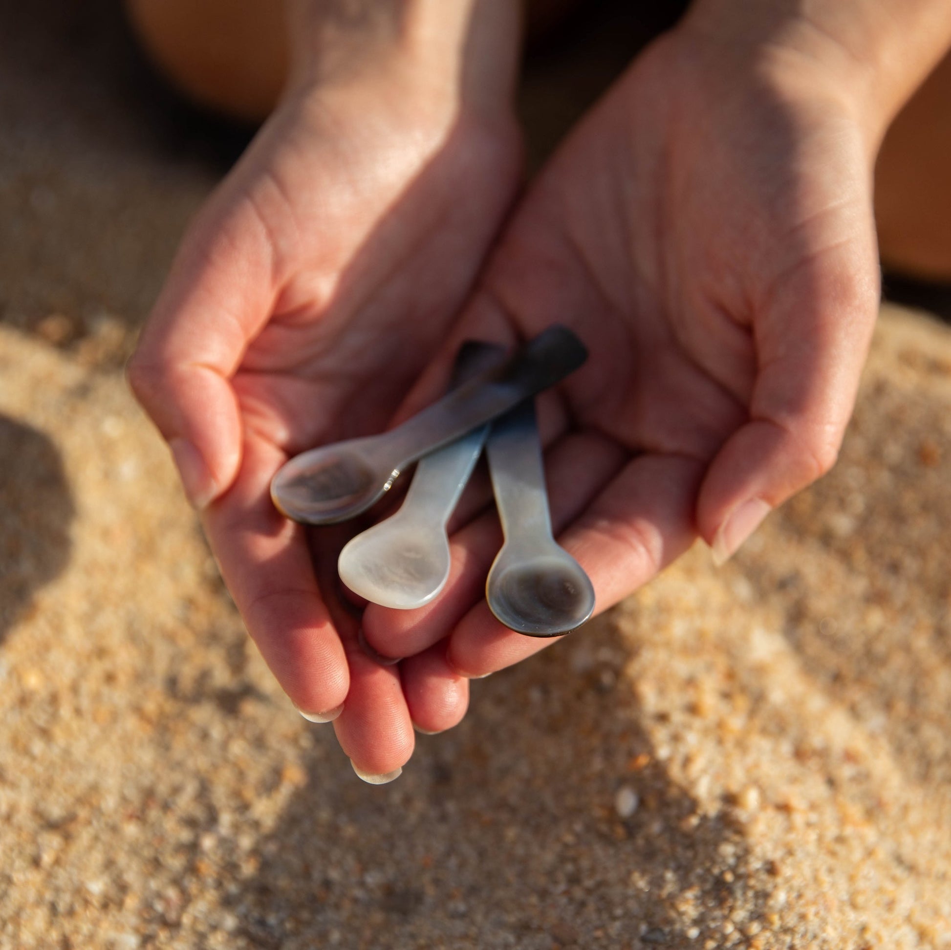 Body Butter + Mother of Pearl Spoon - Trending Wellness Store