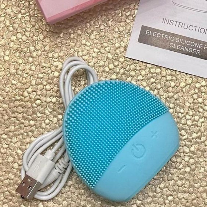 Rechargeable Facial Cleansing Brush - Trending Wellness Store