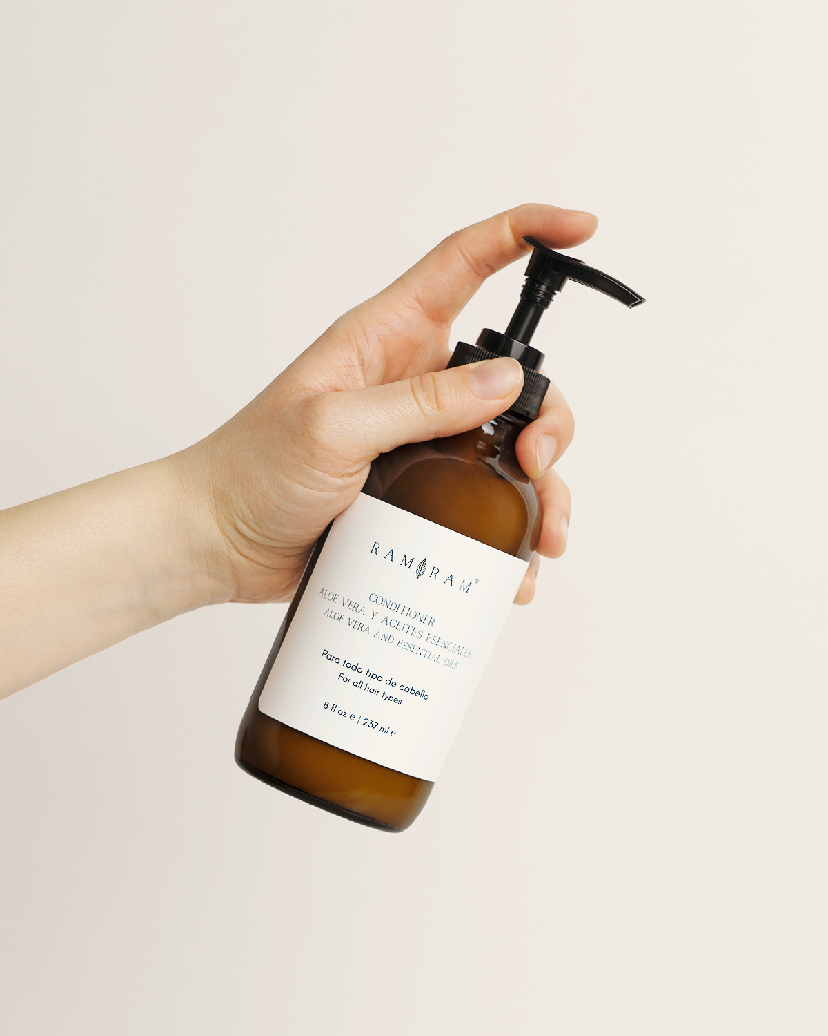 Conditioner Essential Oils & Aloe Vera | 8oz - Trending Wellness Store