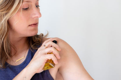 Moisturizing Body Oil - Dry Touch - Trending Wellness Store