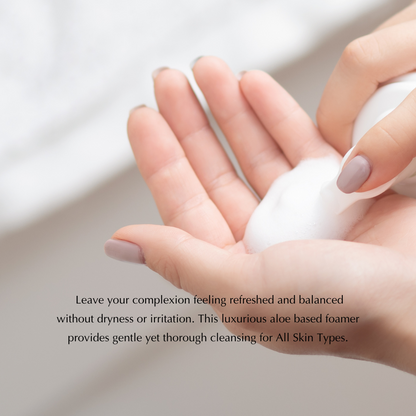 Gentle, Oil-Free Foaming Apple Cleanser for Sensitive & Acne-Prone Skin | Vegan, allergen-friendly, sulfate & paraben free | Purifying, hydrating face wash for all skin types - Trending Wellness Store